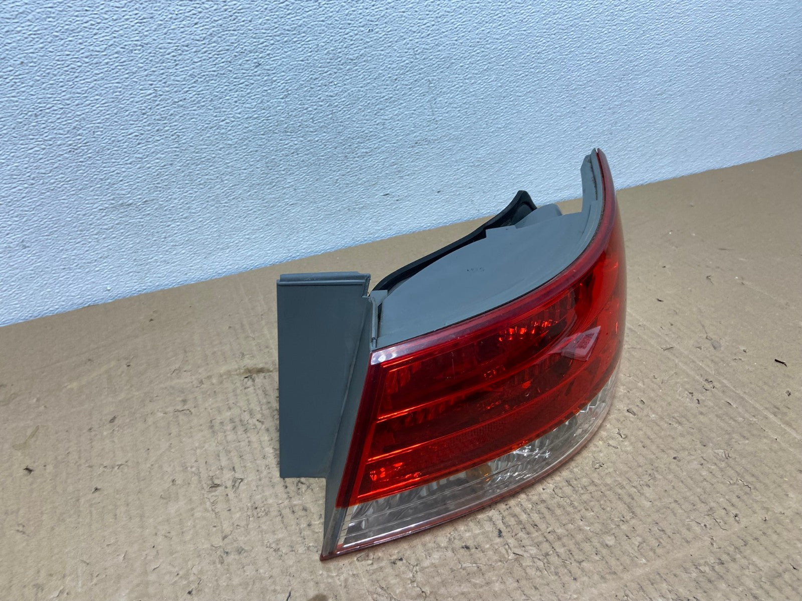 2006 2007 2008 Hyundai Sonata Right Passenger Rh Side Tail Light Oem AC4042 LK2