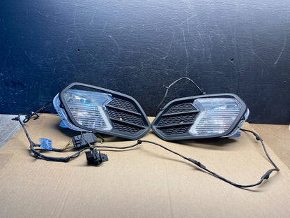 2017 to 2019 Ford Escape Front Lower Left+Right Set Fog Light Cover Oe AF9246 DG0