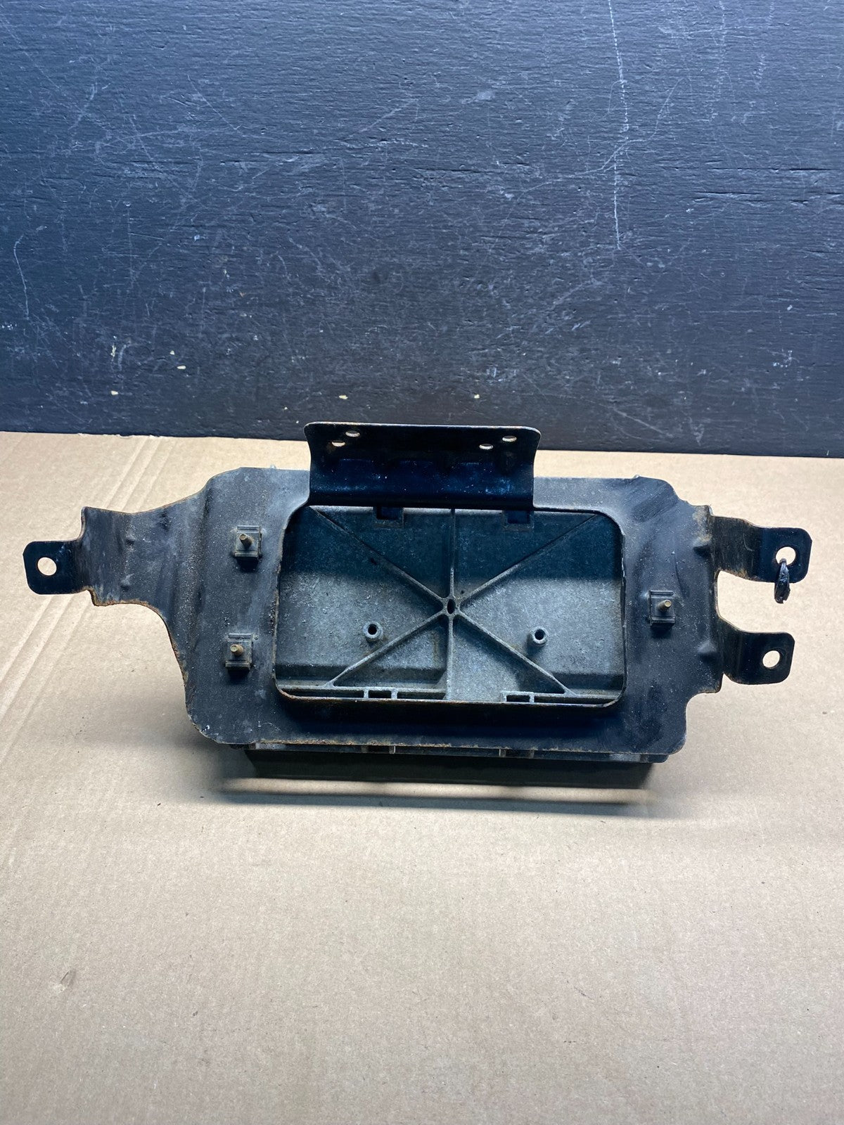 2010 Dodge Caravan Town & Country Engine Computer ECU AE6273 DW1