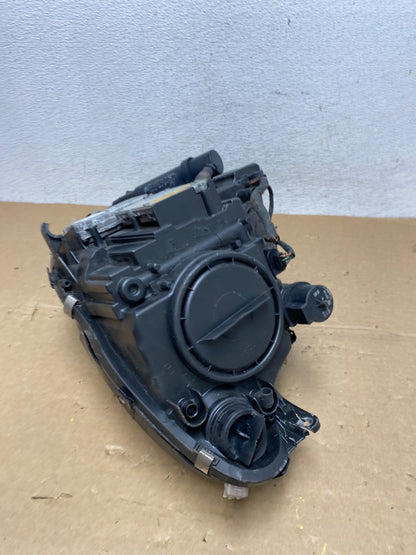 2006 - 2011 Mercedes W219 CLS500 Right Passenger Xenon Headlight AD4023 DW8