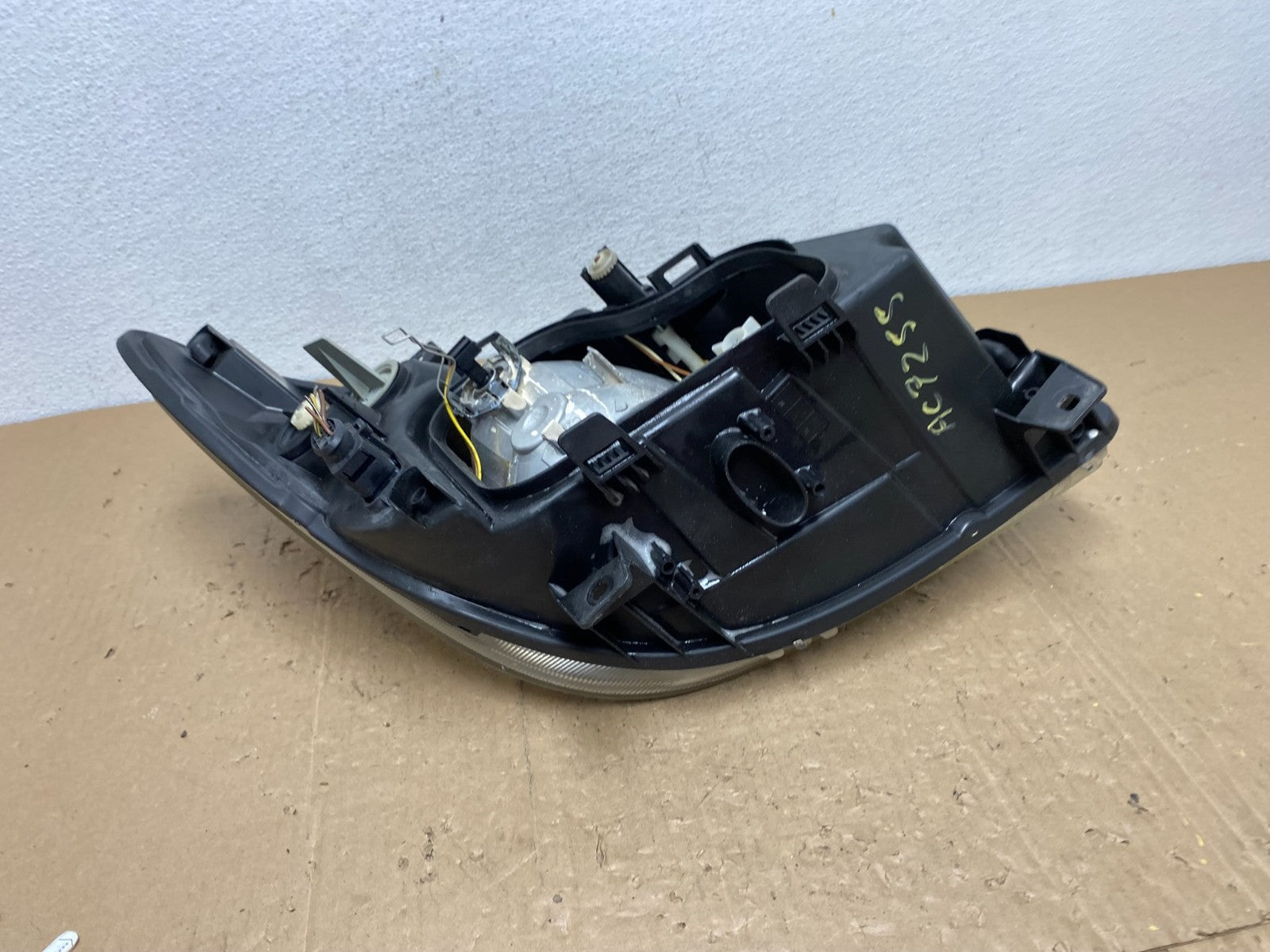 2007 to 2013 Mercedes Sprinter Headlight Left Driver Side Halogen AC7255 DW6
