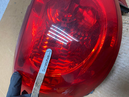 2009 2010 2011 2012 Chevrolet Traverse Left Driver LH Tail Light AE0210 LK3