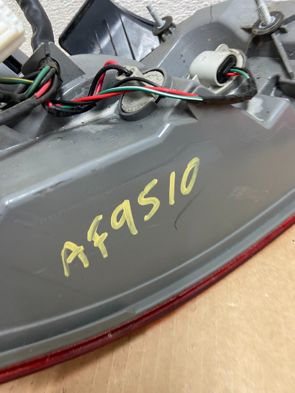 2009 2010 2011 Nissan Maxima Right Passenger RH Side Tail light AF9510 DW6