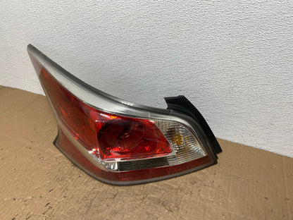 2013 2014 2015 Nissan Altima Left Driver LH Side Tail Light OEM AC0328 LK1