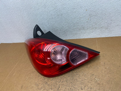 2007 - 2012 Nissan Versa Hatchback Left Driver Side Lh Tail Light AE1349 LK1