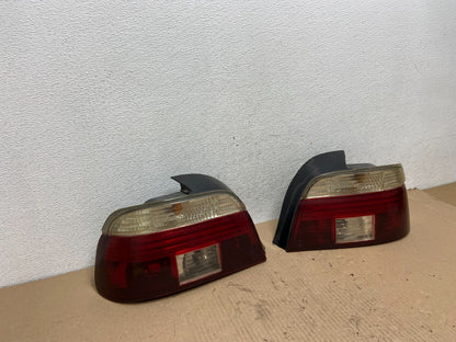 2001- 2003 BMW 5 Series E39 530i Left+Right Set Side Tail Lights AE7332 DW2