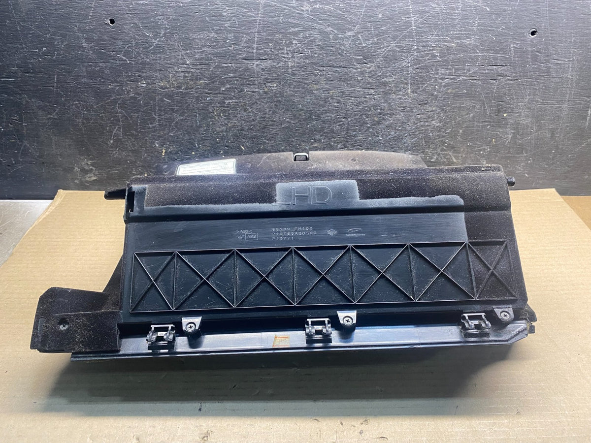 2006 - 2010 Infiniti M35 Front Right Passenger Storage Glove Box AH9719 DG5