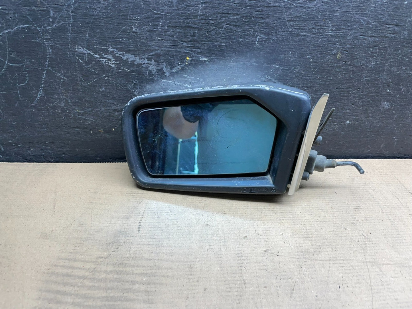 1971 to 1980 Mercedes W116 450 SE SEL Left Driver Lh Side Tail Light N6716 P2