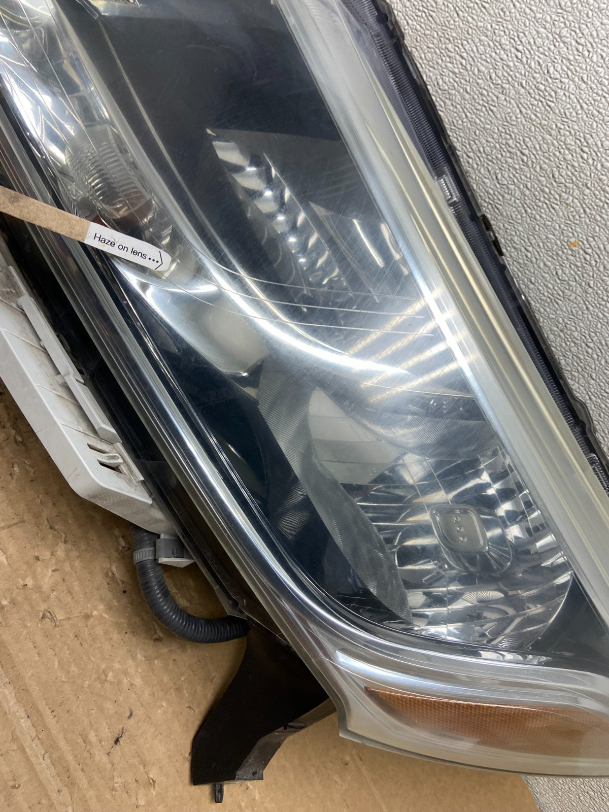 2013 to 2016 Nissan Pathfinder Left Driver LH Side Headlight Halogen OEM AB46864
