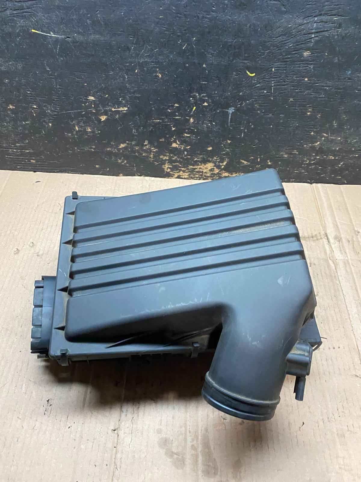 2007 to 2010 BMW X5 Air Intake Cleaner Filter Housing Box OEM V9788 DG2