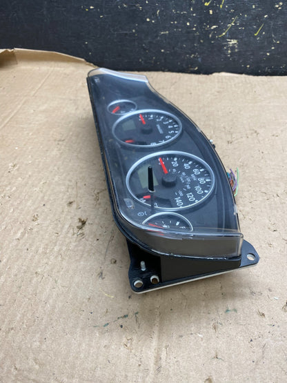 2005 Nissan Pathfinder Speedometer Cluster Gauge Z1793 DG2