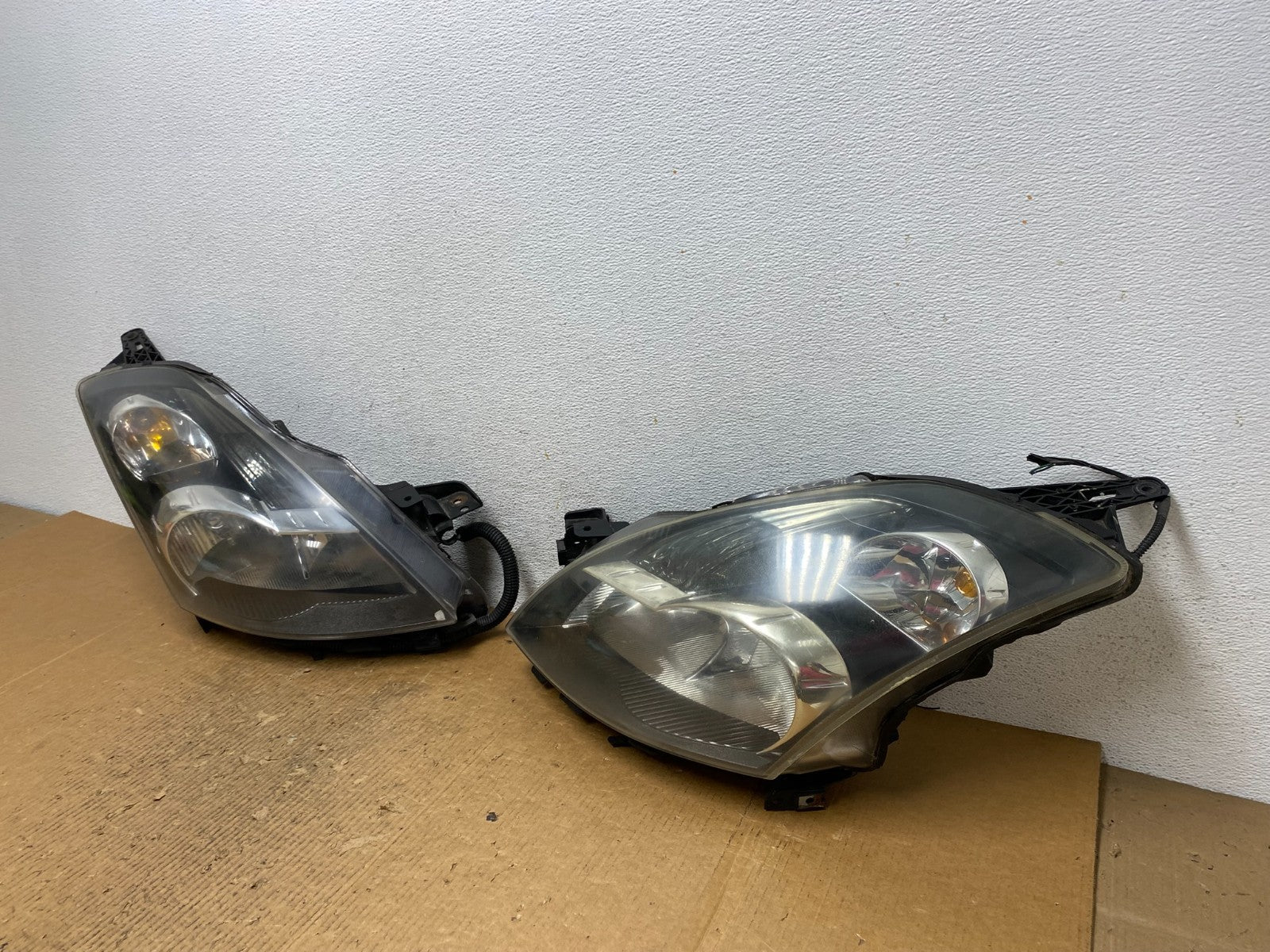 Sedan 2007 2008 2009 Nissan Altima Left+Right Set Headlights AE2713 DW1