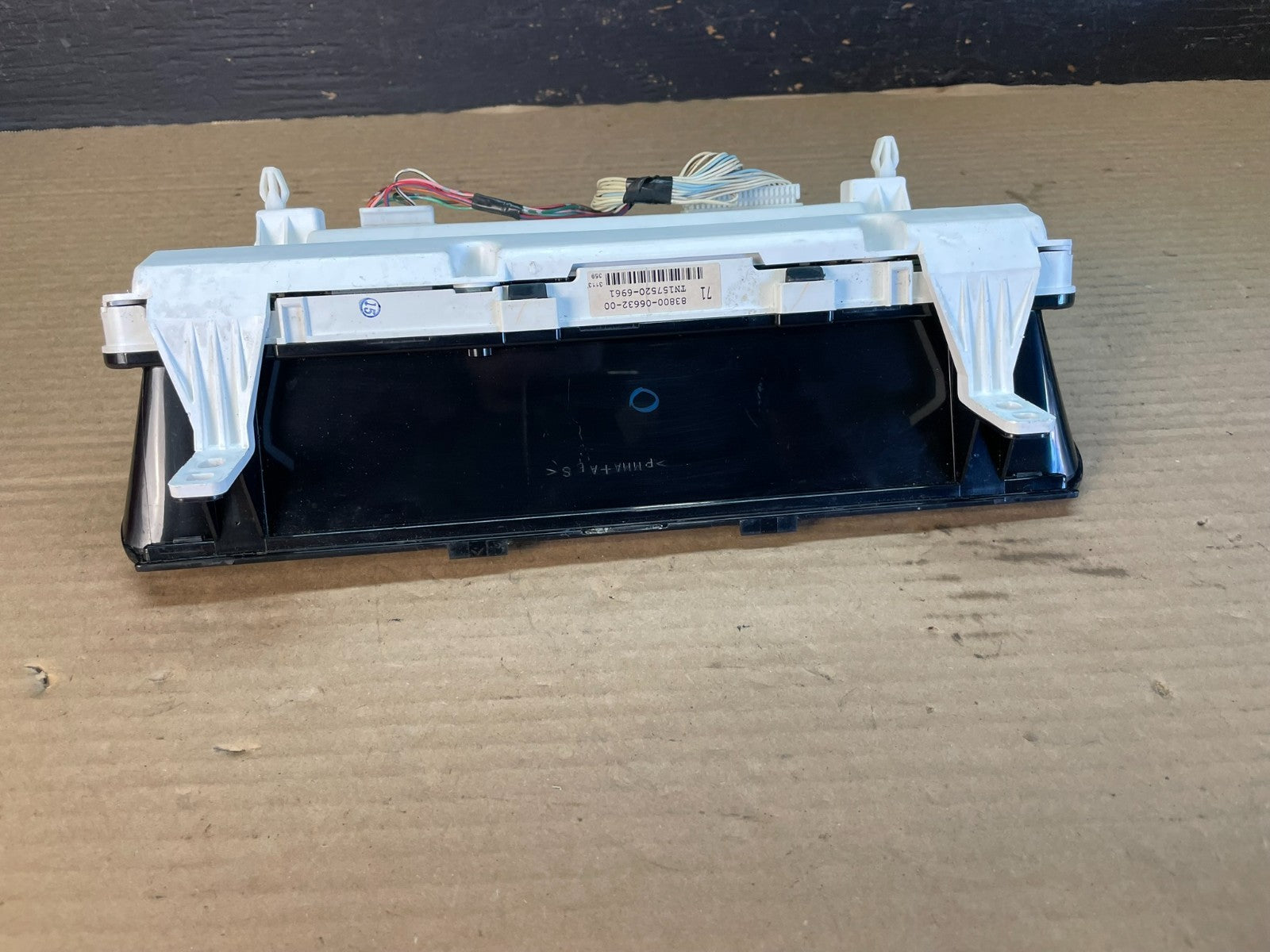 2002 2003 2004 Toyota Camry Speedometer Instrument Cluster AF3453 DW8