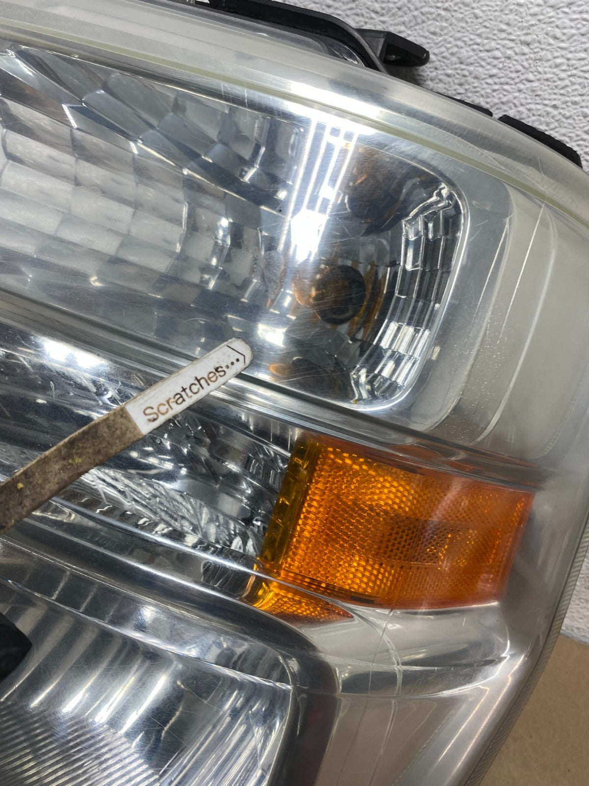 2008-2014 Ford Econoline E150 E250 E350 Left Driver LH Headlight AG6744 DW3