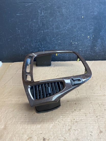 2001-2007 Toyota Highlander Radio Climate Dash Trim Bezel Air Vent AF2102 DW2