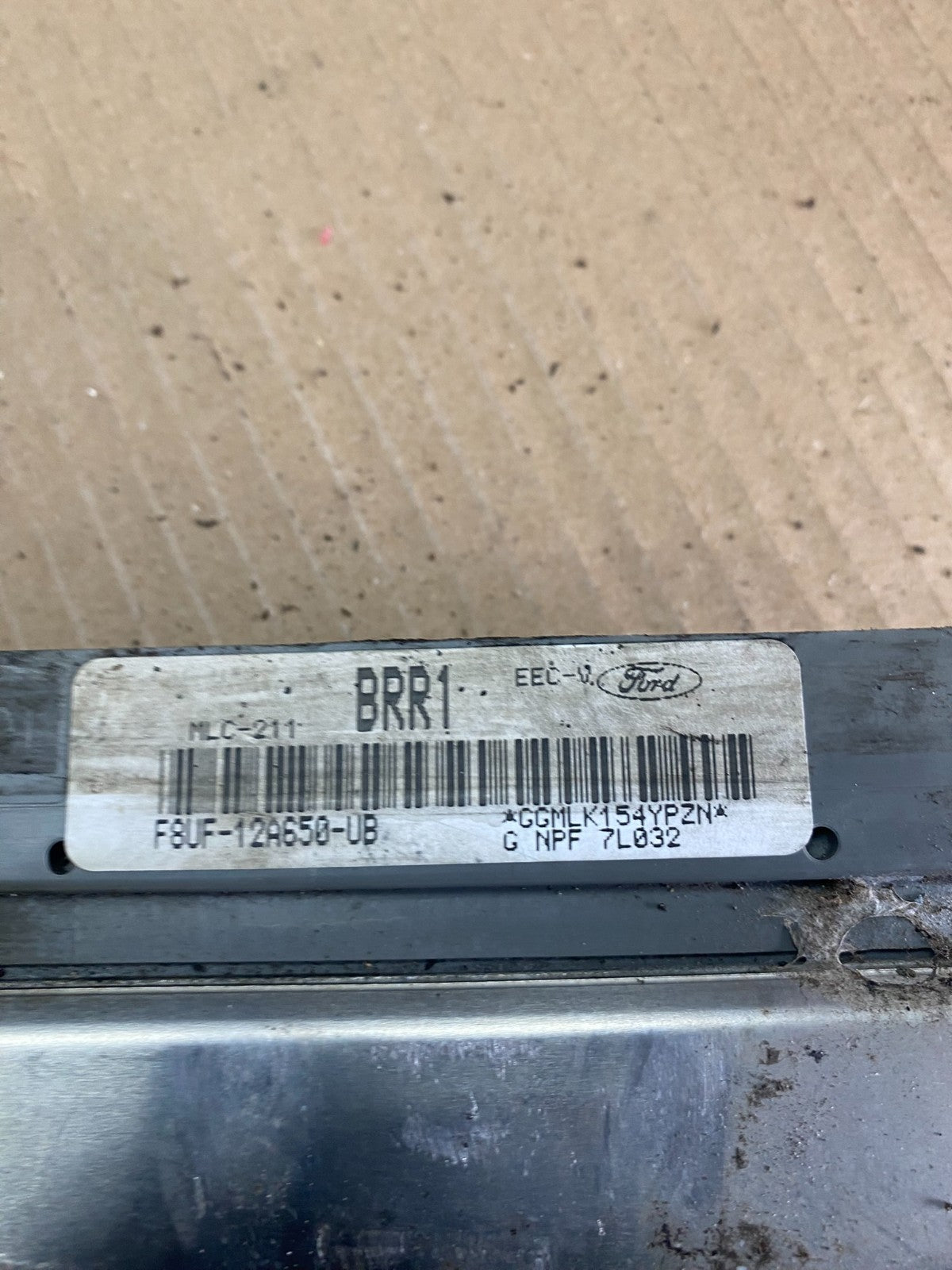 1998 1999 Ford Van E250 E350 5.4L Engine Control Module Unit ECU Q2933 DG3