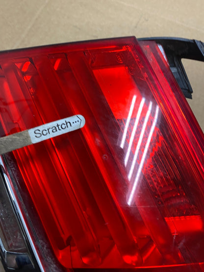 2009 - 2012 Bmw 7-Series F01 F02 750i Right Passenger Inner Tail Light O6681 DW4
