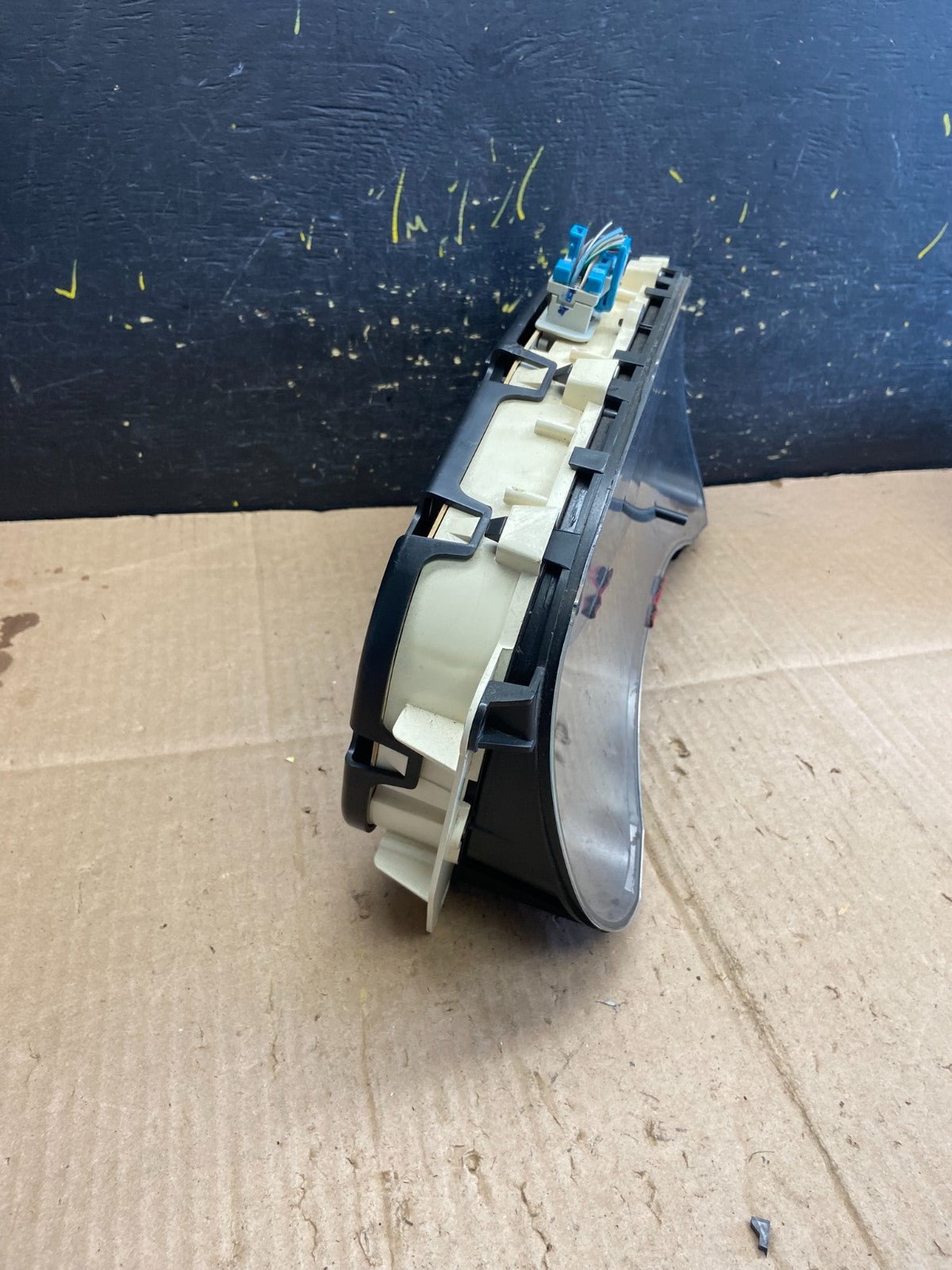 2002 GMC Yukon Speedometer Cluster Gauge Oem AA8031 DG2
