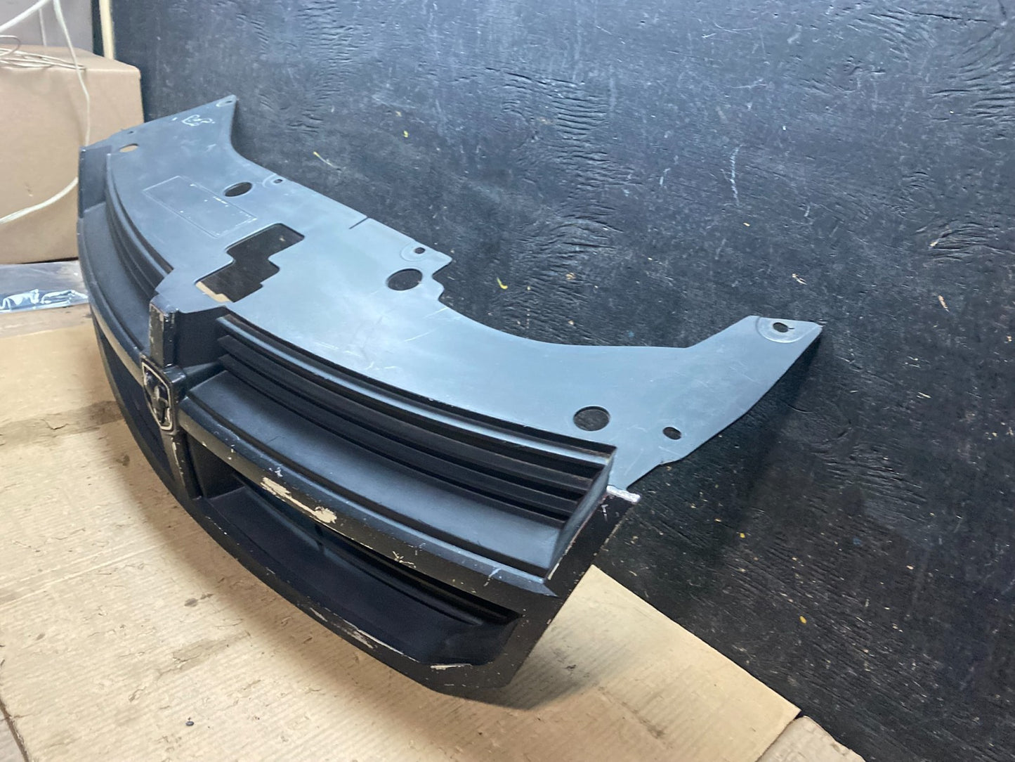 2008-2010 Dodge Grand Caravan Front Grill Grille 05113126aa X3533 DG1
