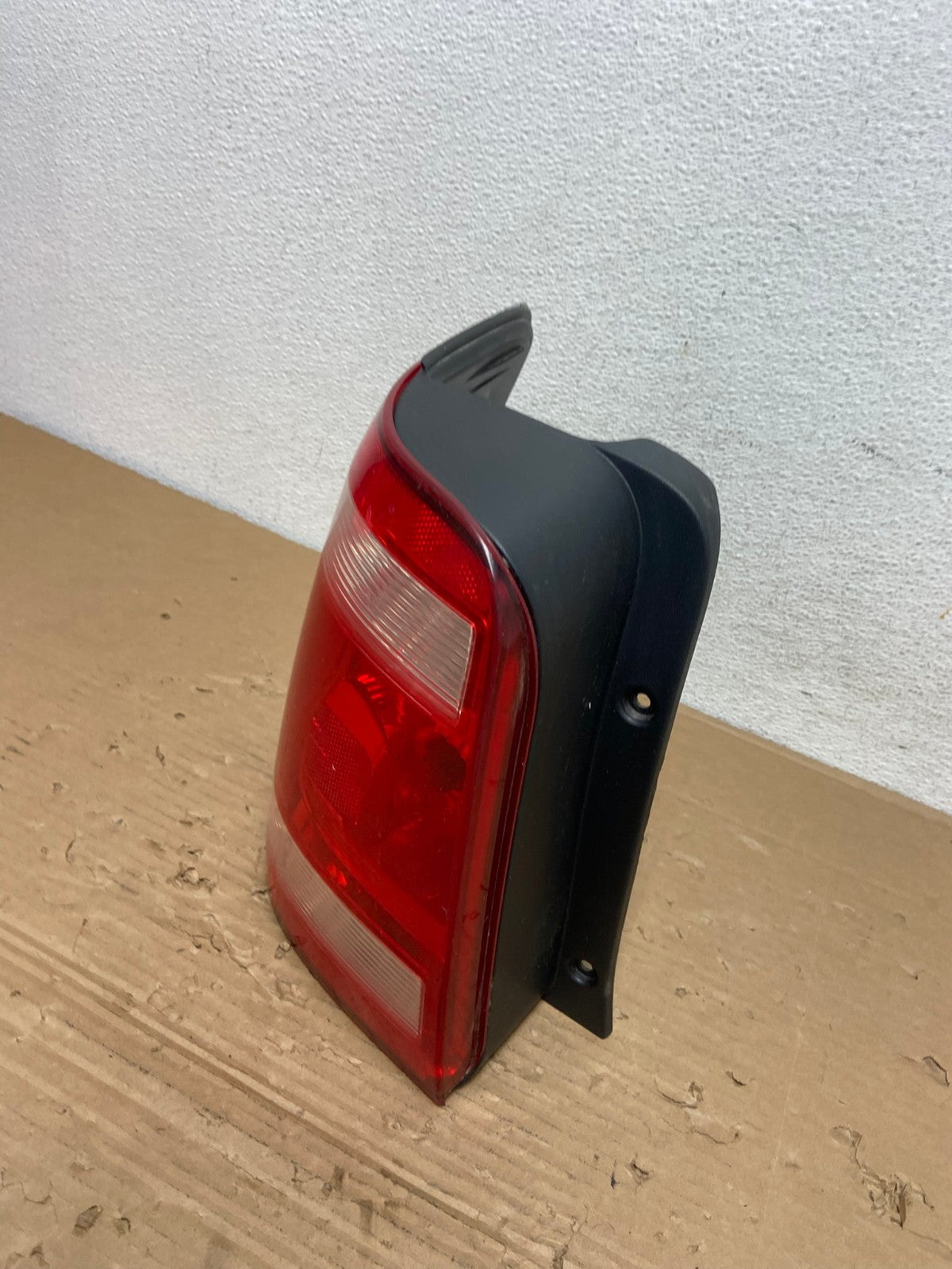 2008 to 2012 Ford Escape Left Driver LH Side Tail Light AD4305 LK1