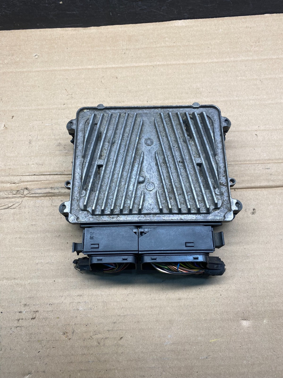 2008 to 2012 Mercedes C300 E350 Engine Computer Module ECM ECU ah9581 DG1