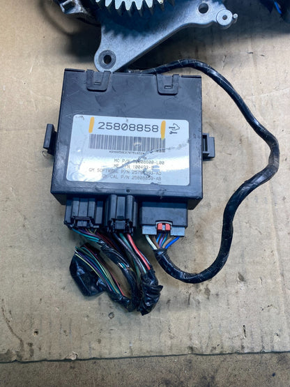 2007 2008 Acadia Enclave Escalade Suburban Liftgate Door Module Motor AB4240  DG1