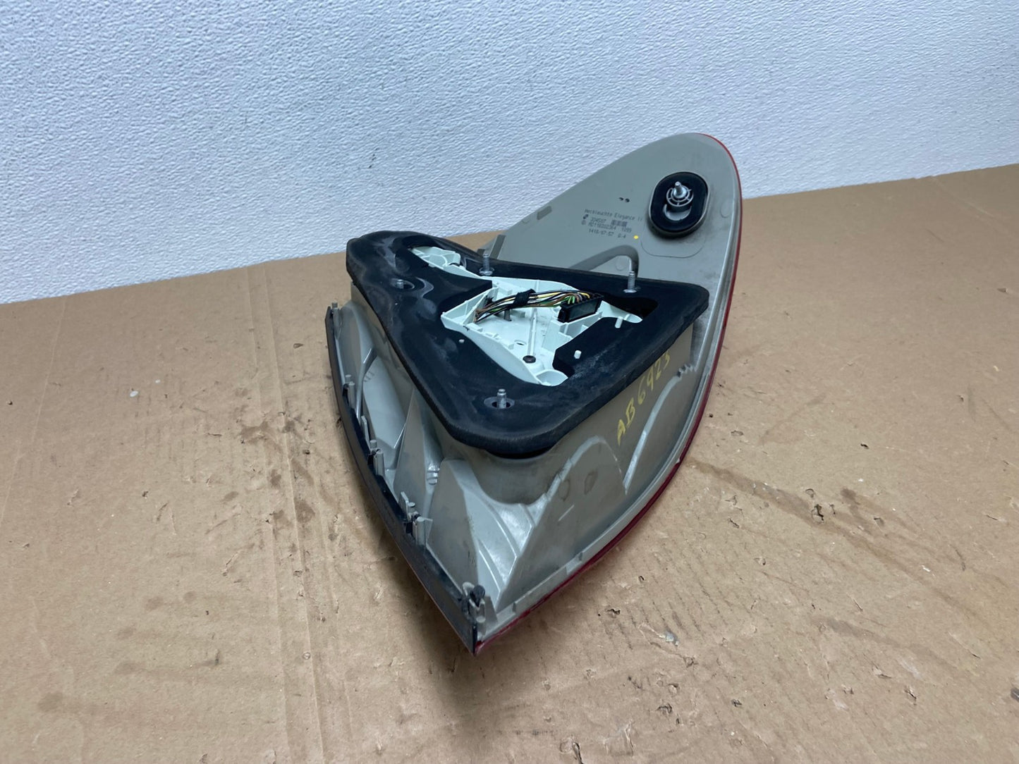 2007 - 2009 Mercedes E E320 E500 Sedan Left Driver LH Tail Light OEM AB6923 LK4