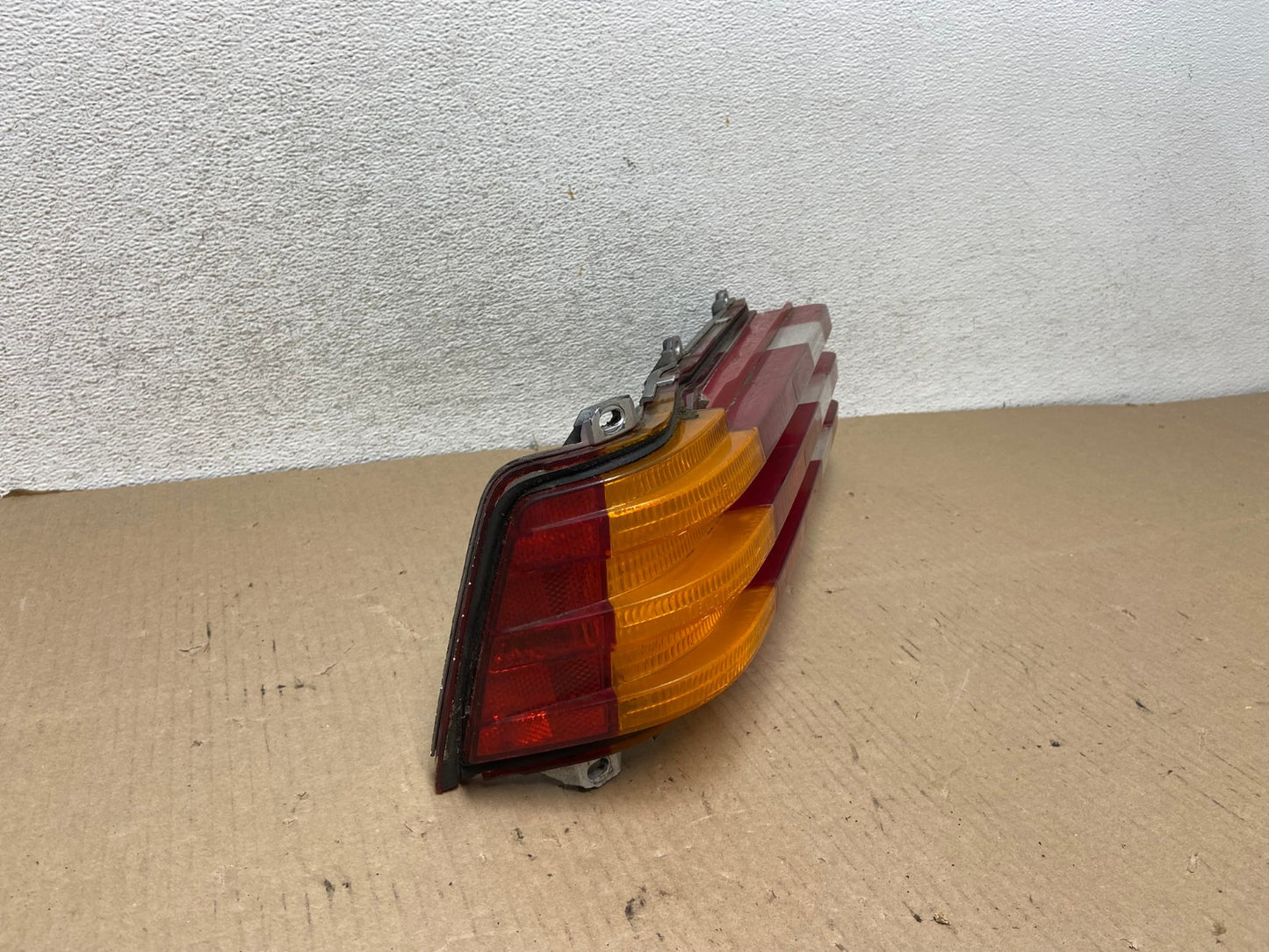 1977-1985 Mercedes-Benz W123 240D Left Driver LH Side Tail Light AG7934 LK2