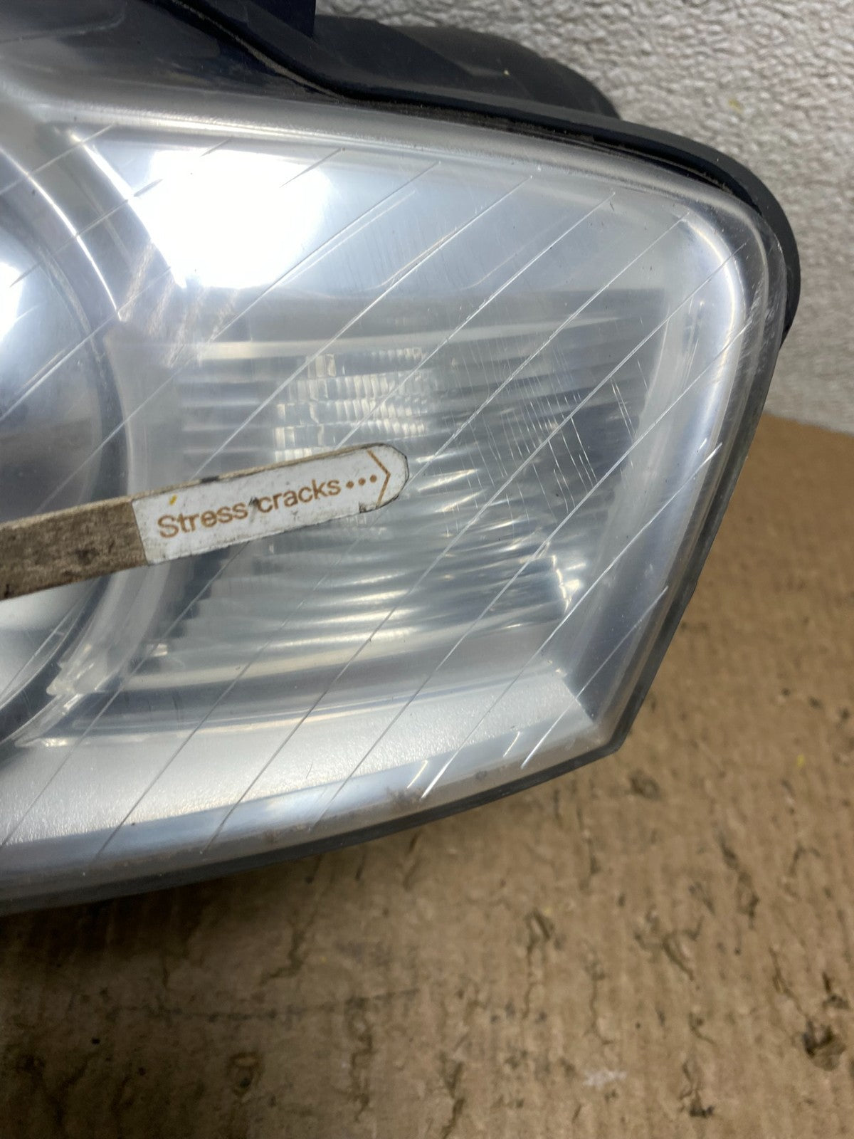 2006 - 2010 Volkswagen Passat Left Driver LH Side Halogen Headlight W7983 DW5