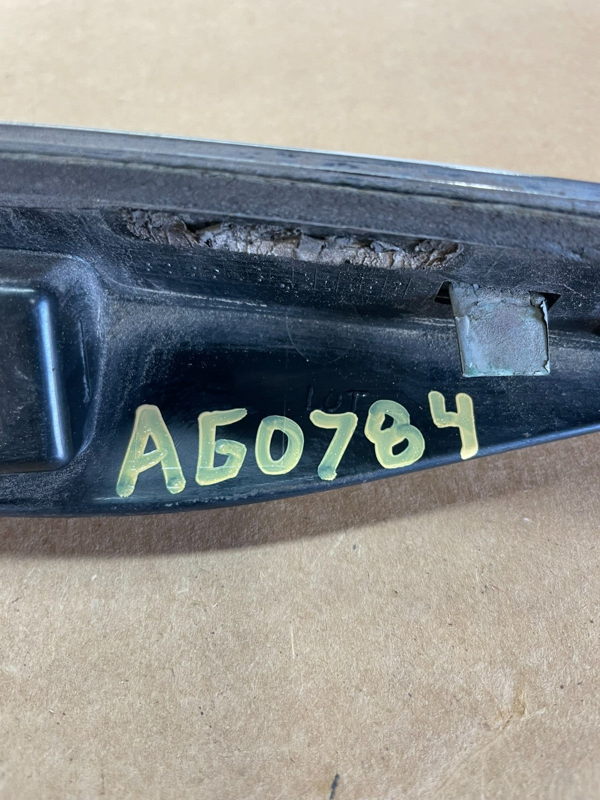 2011 to 2014 Ford Explorer Rear Tailgate Gate Trim Molding With Camera AG0784 DG6