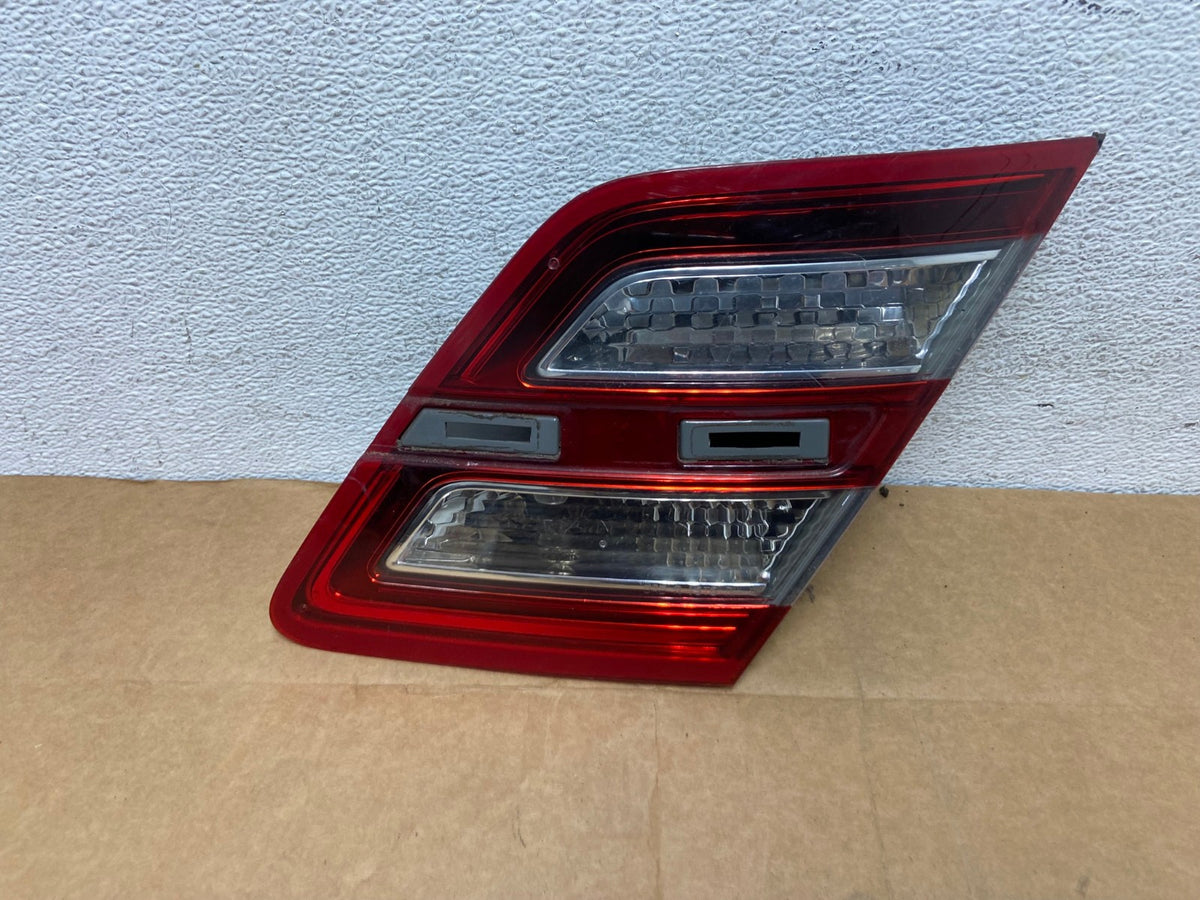 2013 to 2018 Ford Taurus Right Passenger Rh Side Tail Light Inner AD4415 LK0