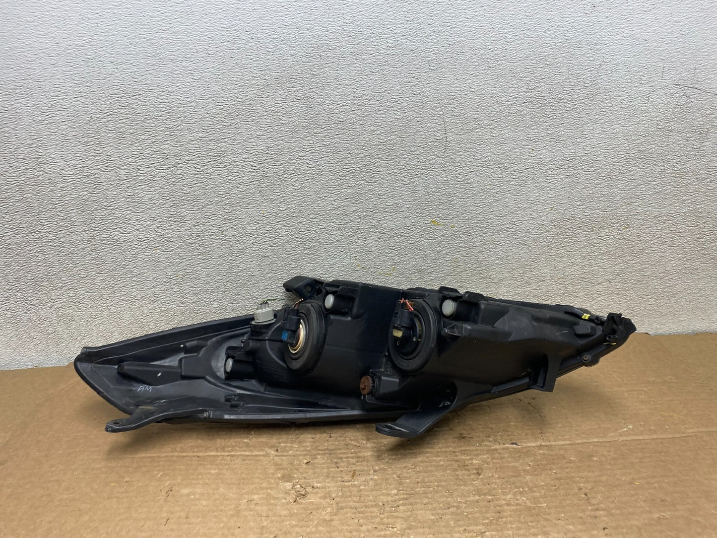 2004 2005 2006 Toyota Solara Halogen Headlight Right Passenger Side Z2866 DW5