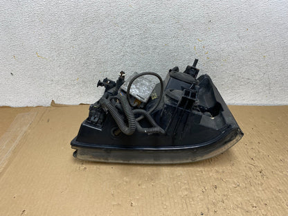 2002-2006 Cadillac Escalade Right Passenger Side Xenon HID Headlight AH28655