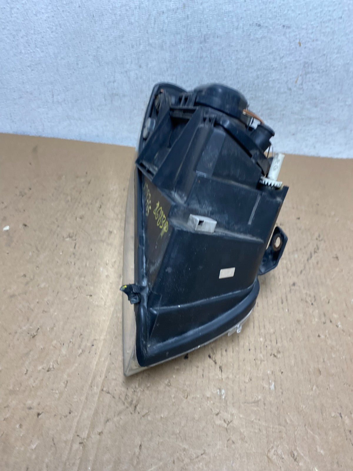1999 to 2002 Audi A4 Left Driver LH Side Headlight AD8765 DW6
