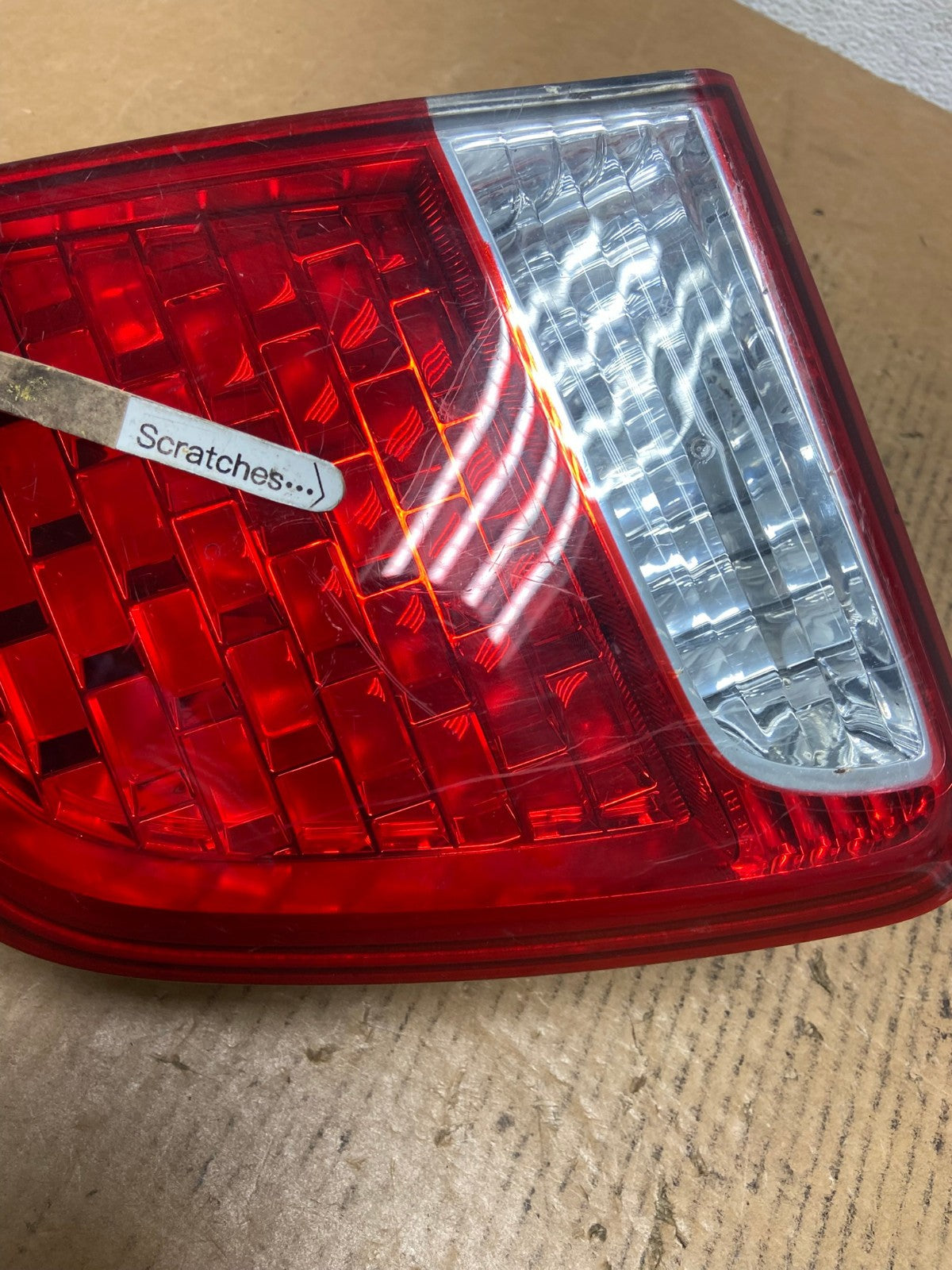 2011 2012 2013 Kia Sorento Right Passenger Inner Tail Light AE0229 LK3