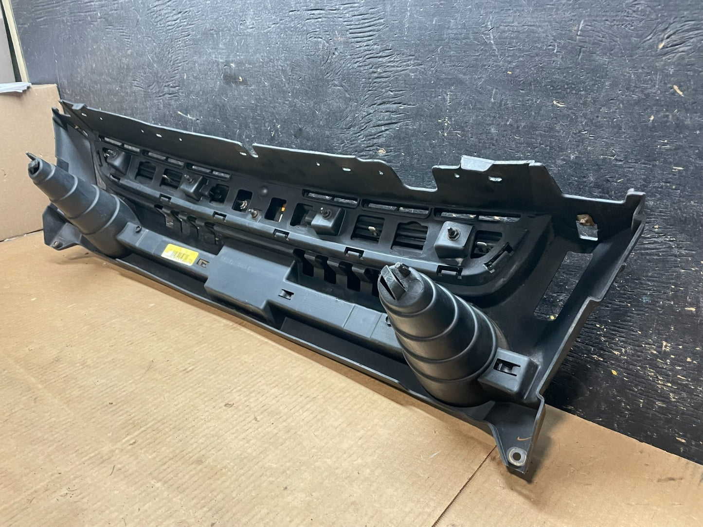2013 to 2016 Ford Escape Front Upper Grill Grille Mount Panel Oem aa9168 DG5