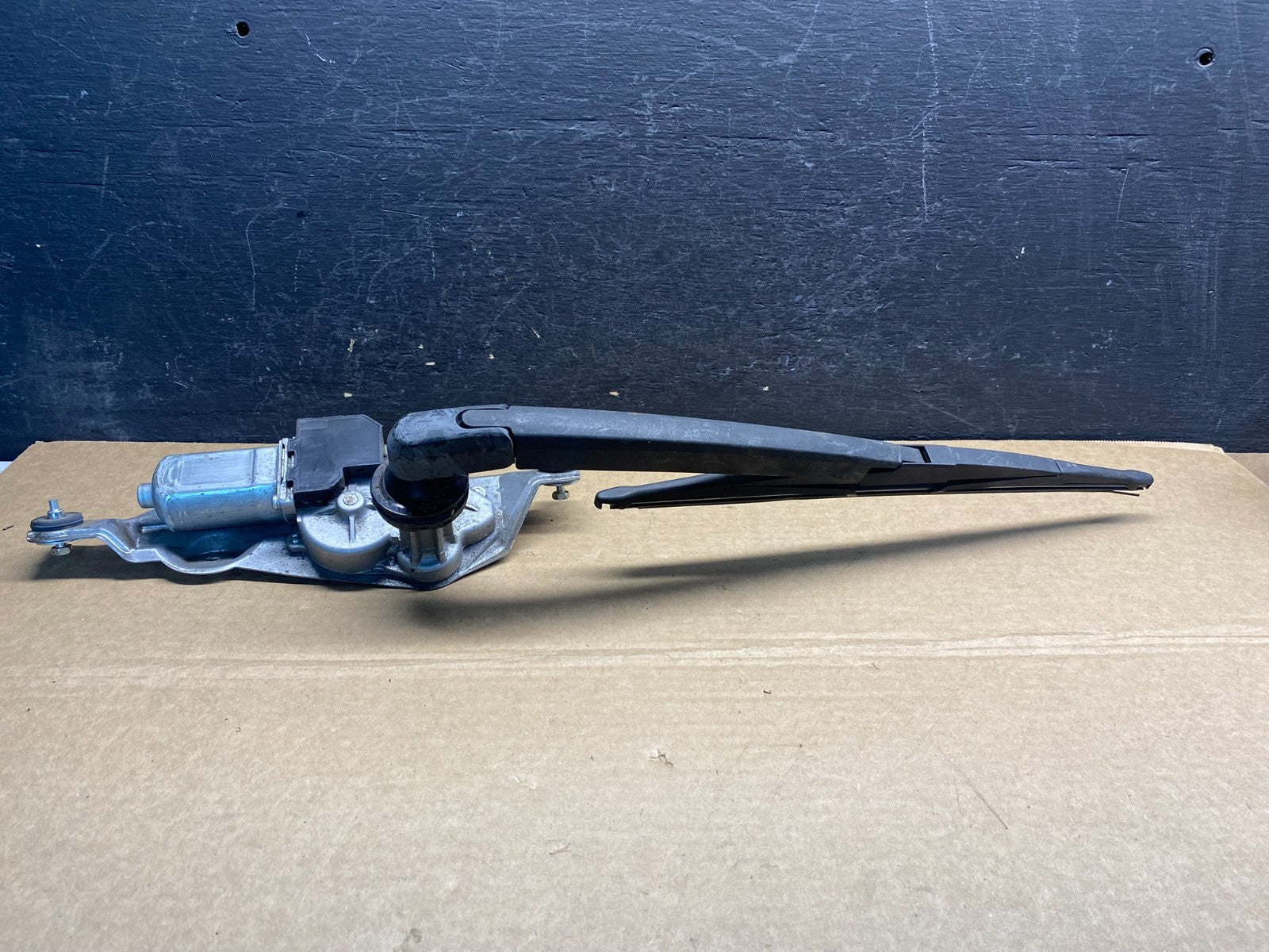 2004 to 2009 Lexus Rx350 RX330 RX400H Rear Liftgate Window Wiper Motor af6883 DG3