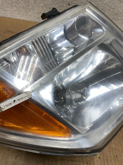 2005 to 2007 Nissan Pathfinder Halogen Headlight Right Passenger AI8186 DW4