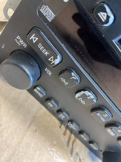 2003 to 2005 Buick Lesabre AM/FM Stereo Cassette Radio AE1702 DG1