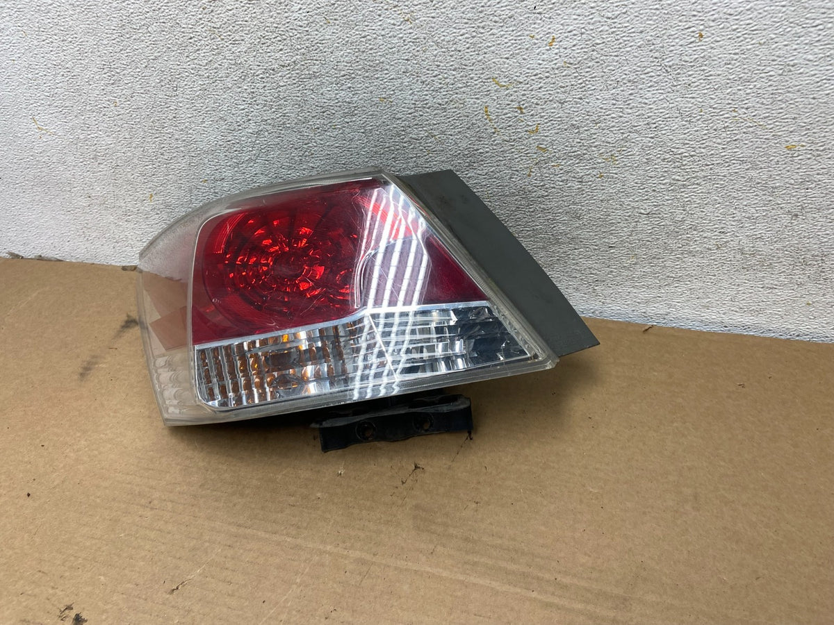2008 to 2012 Honda Accord Sedan Tail light Left Driver LH Side AH4443 DW2