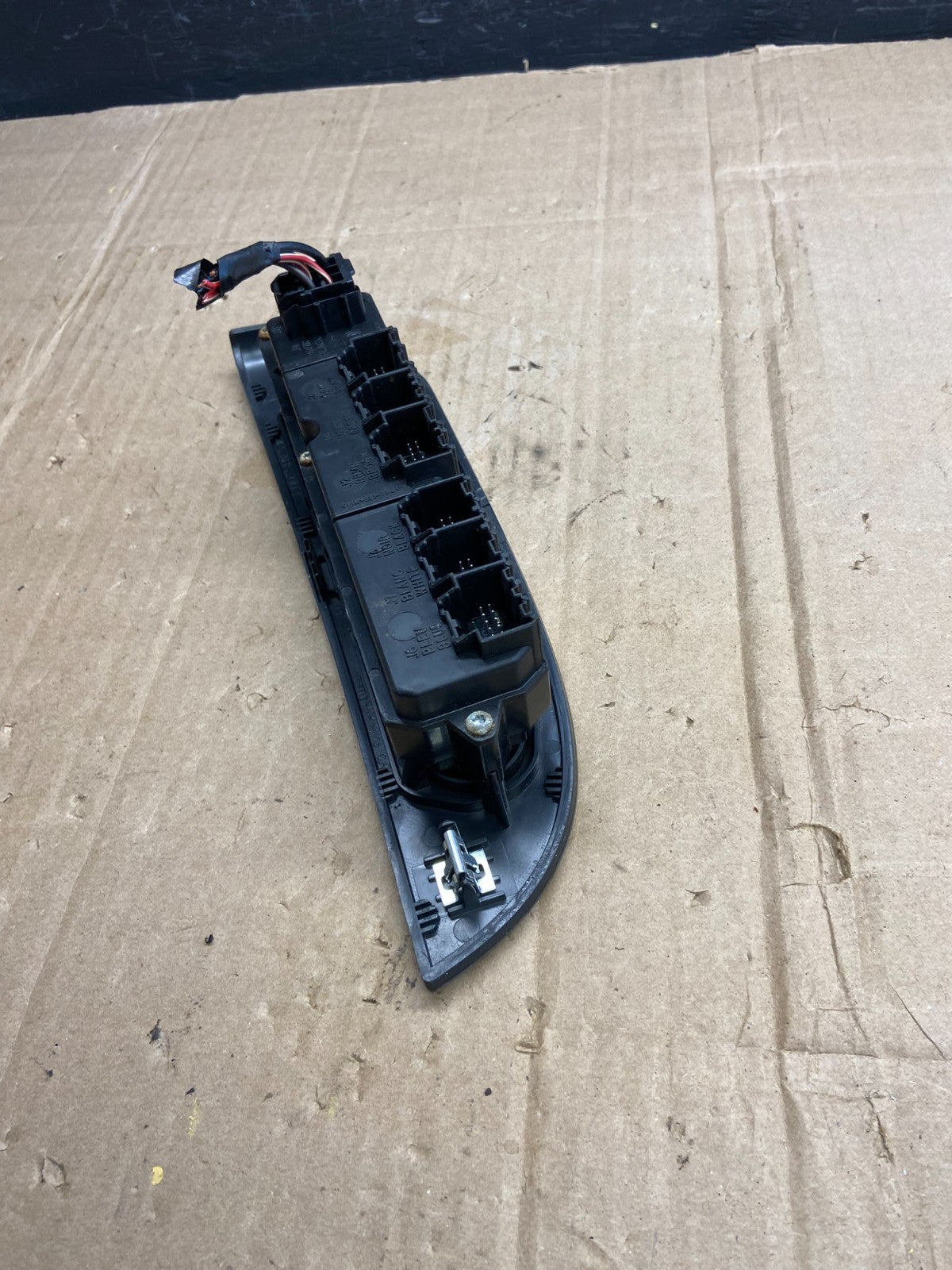 2007-2014 Cadillac Escalade Master Left Driver Power Window Switch AD7198 DG5