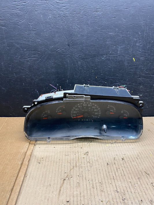 2001 to 2002 Ford E250 E350 Van Speedometer Instrument Cluster l1553 D0