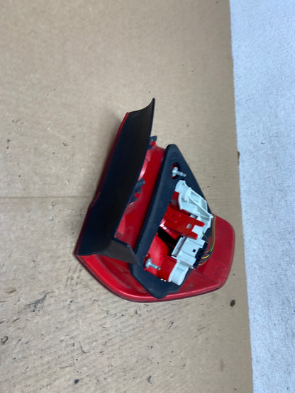 2006 2007 2008 Bmw 328i 3 Series Right Passenger Rh Side Tail Light AF9887 LK4