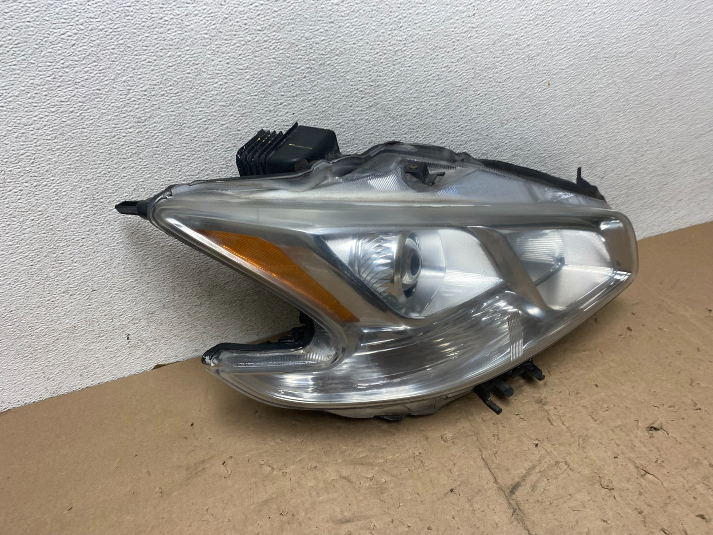 Halogen 2009-2014 Nissan Maxima Right Passenger Headlight AG5549 DW2