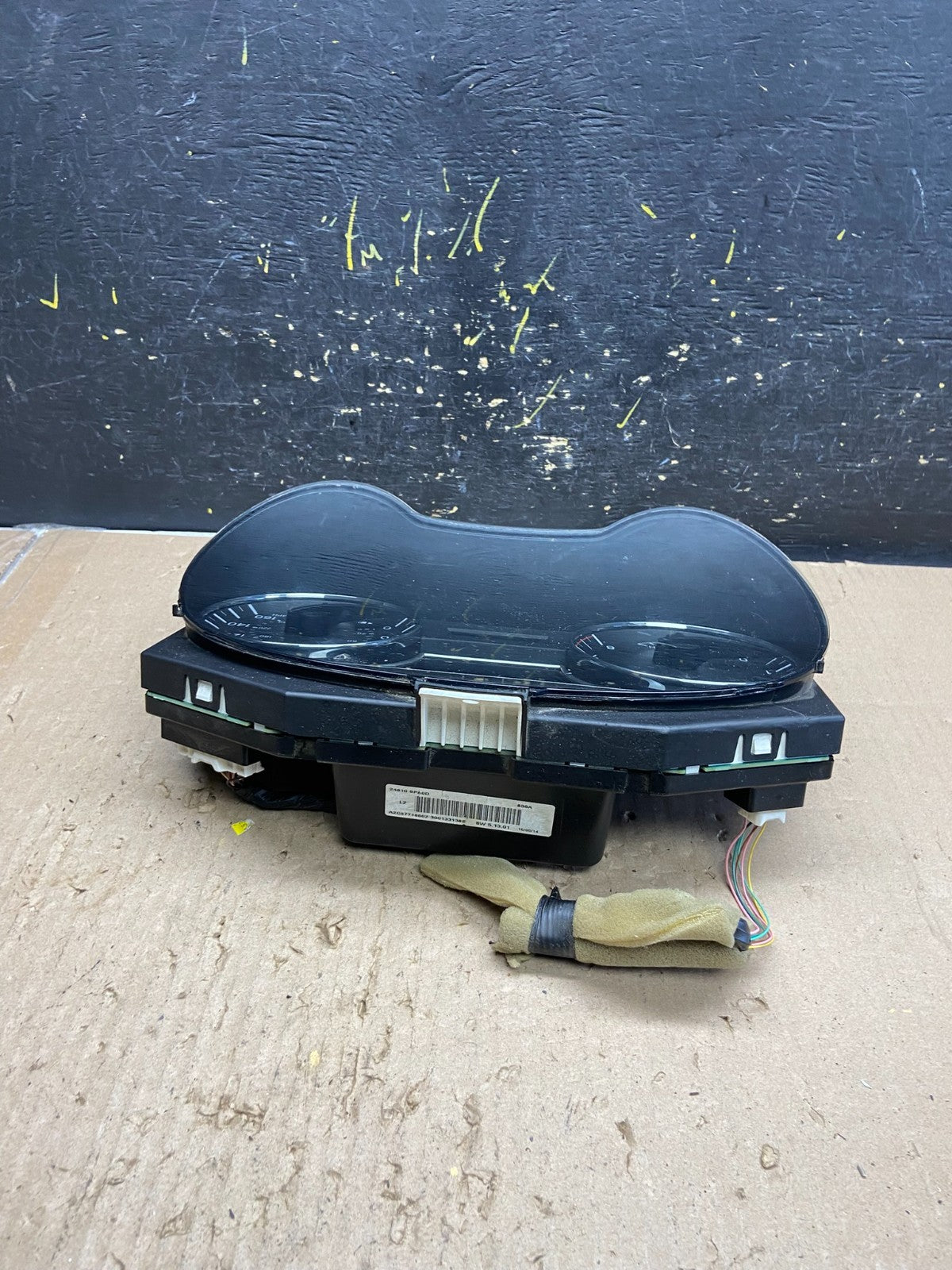 2014 Nissan Pathfinder Xterra Cluster Speedometer Instrument OEM AB5571 DG3