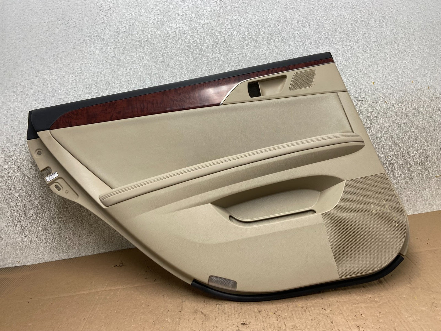 2011-2012 Toyota Avalon Rear Left Driver Door Trim Panel Trim Y3194 DG0