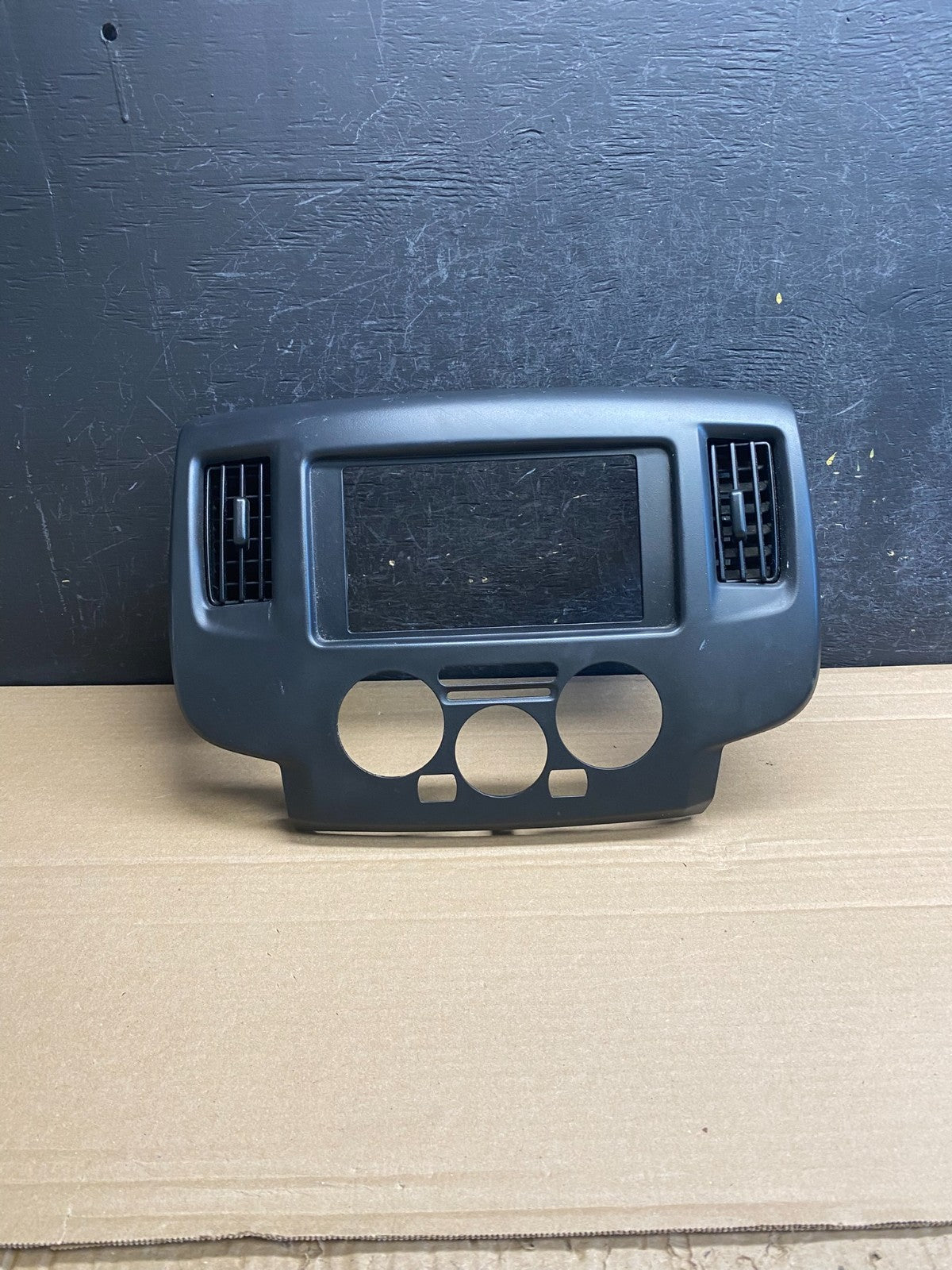 2013-2021 Nissan NV200 Center Console Radio Climate Control Air Vent AF6542 DG0