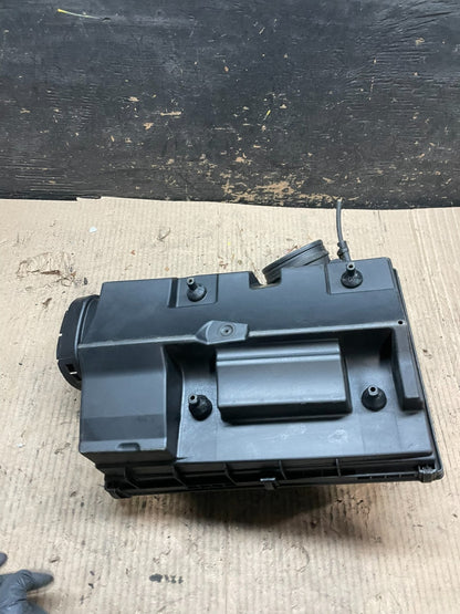 2007 to 2010 BMW X5 Air Intake Cleaner Filter Housing Box OEM V4034 DG7