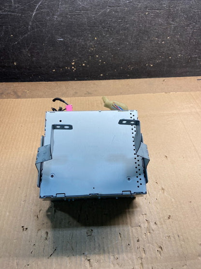2010- 2011 Infiniti G37 M37 Radio CD Player Receiver AM Climate Module y3676 DG0