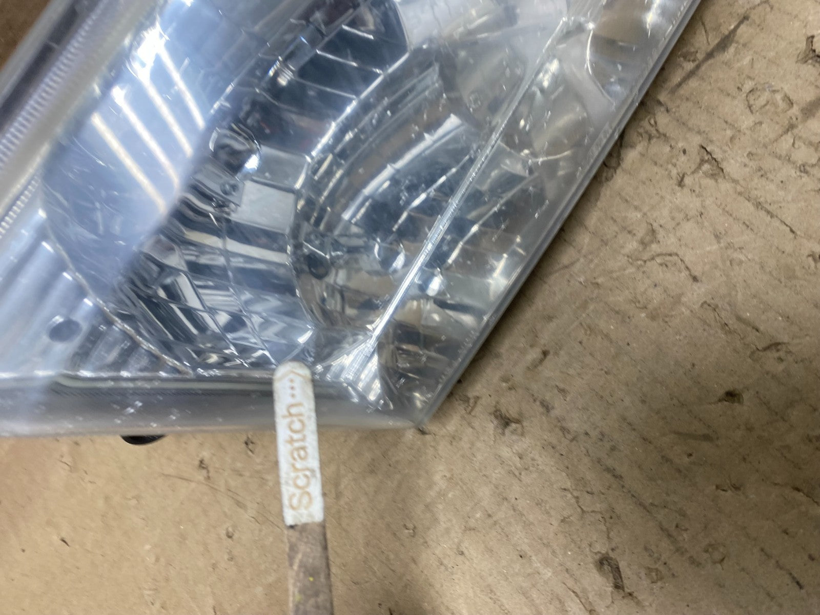 2000 to 2001 Toyota Camry Sedan Right Headlight Clear Lens Oem U3043 DW3